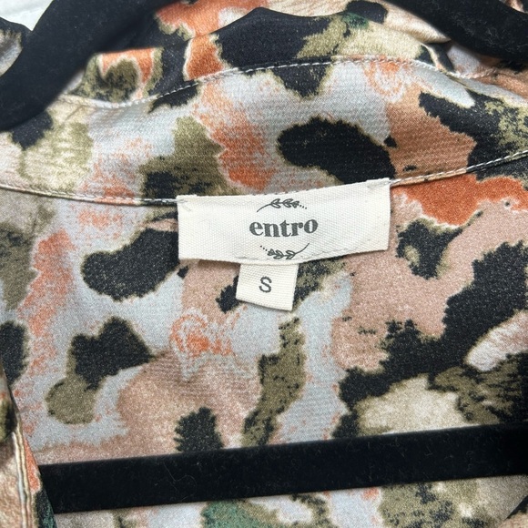Entro Earth Tone Print Fall Blouse. Size Small. #fall #weartowork #career - Picture 3 of 8